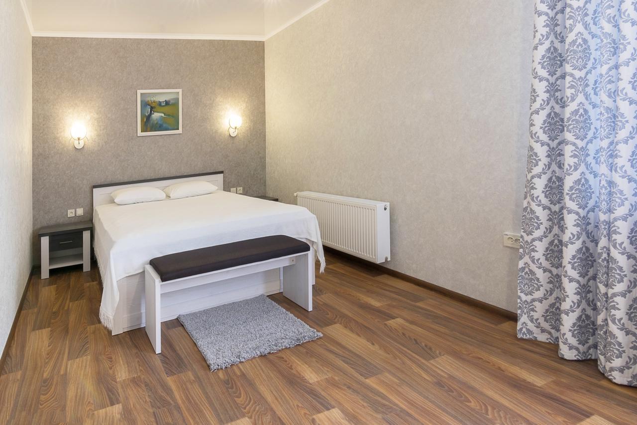 Centralny Hotel Kryvyi Rih Exterior foto